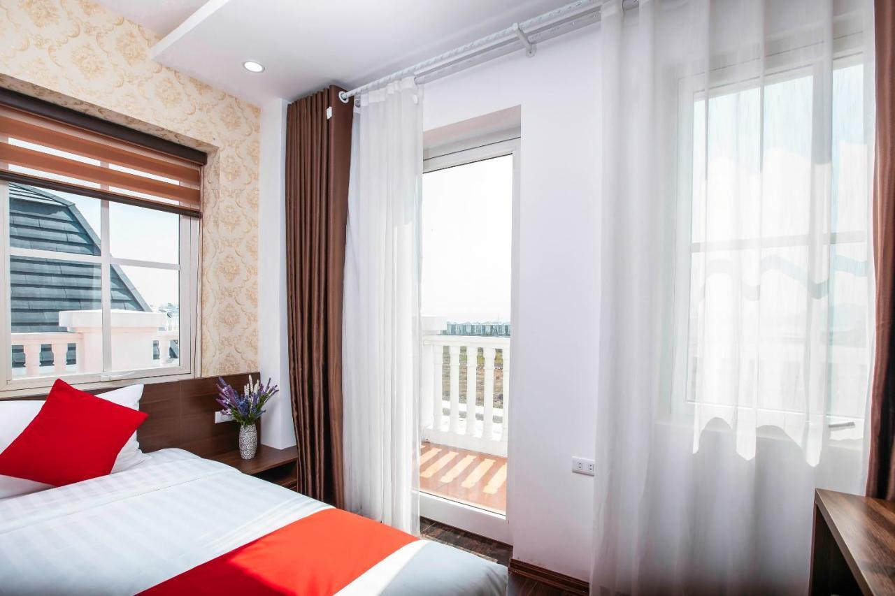 הלונג Hoang Long Hotel מראה חיצוני תמונה