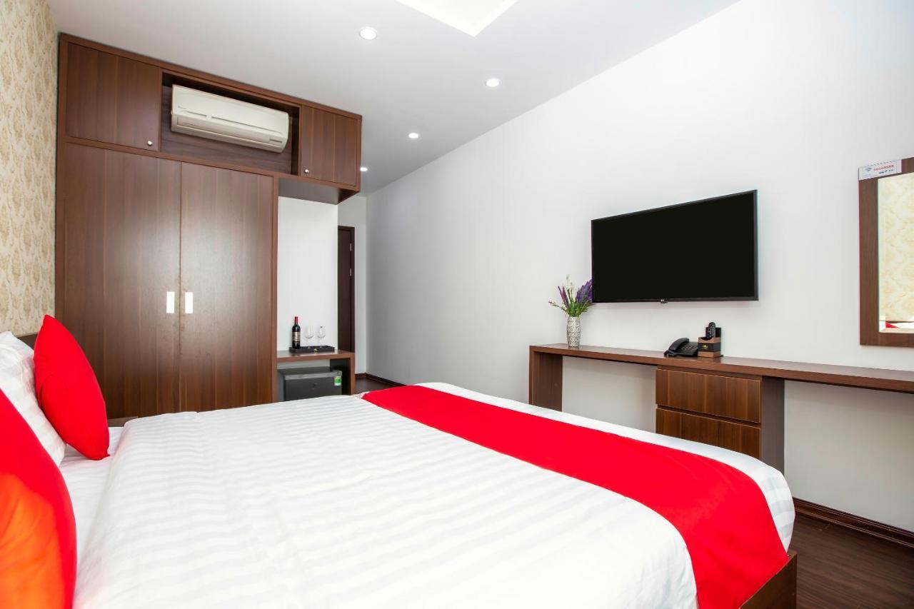 הלונג Hoang Long Hotel מראה חיצוני תמונה