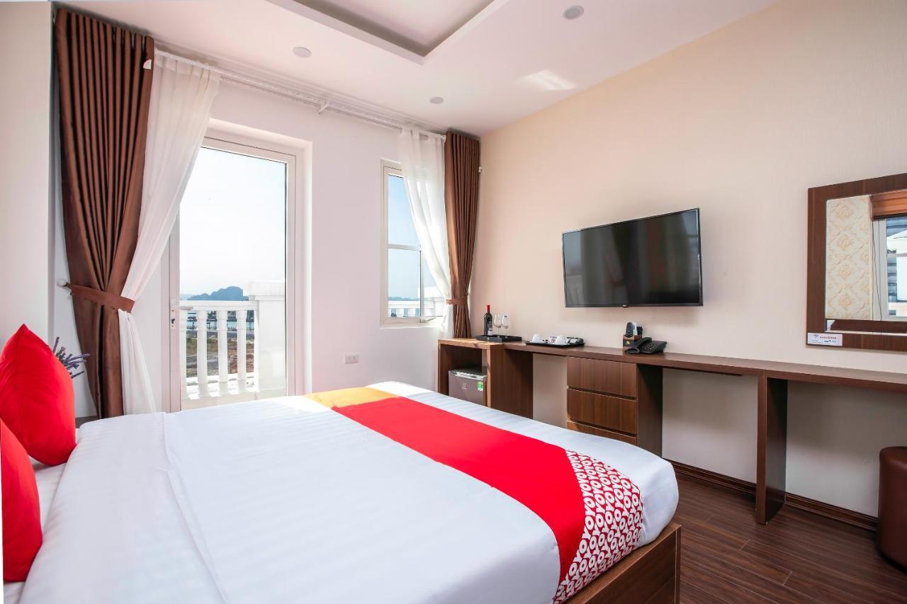 הלונג Hoang Long Hotel מראה חיצוני תמונה