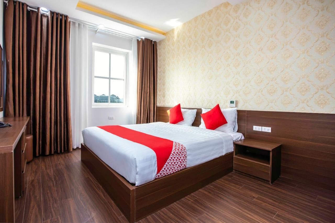 הלונג Hoang Long Hotel מראה חיצוני תמונה