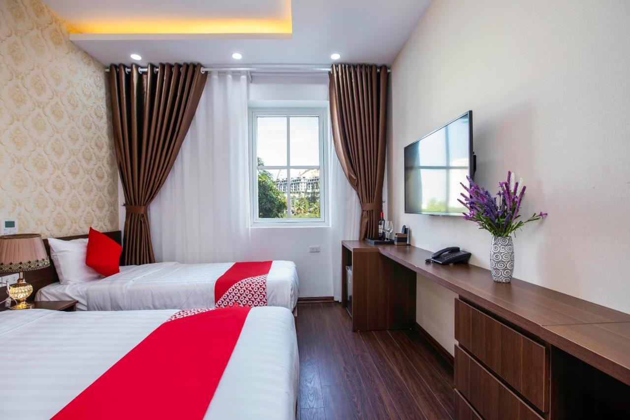 הלונג Hoang Long Hotel מראה חיצוני תמונה